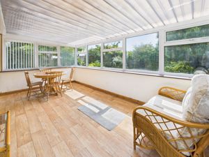 Garden Room- click for photo gallery